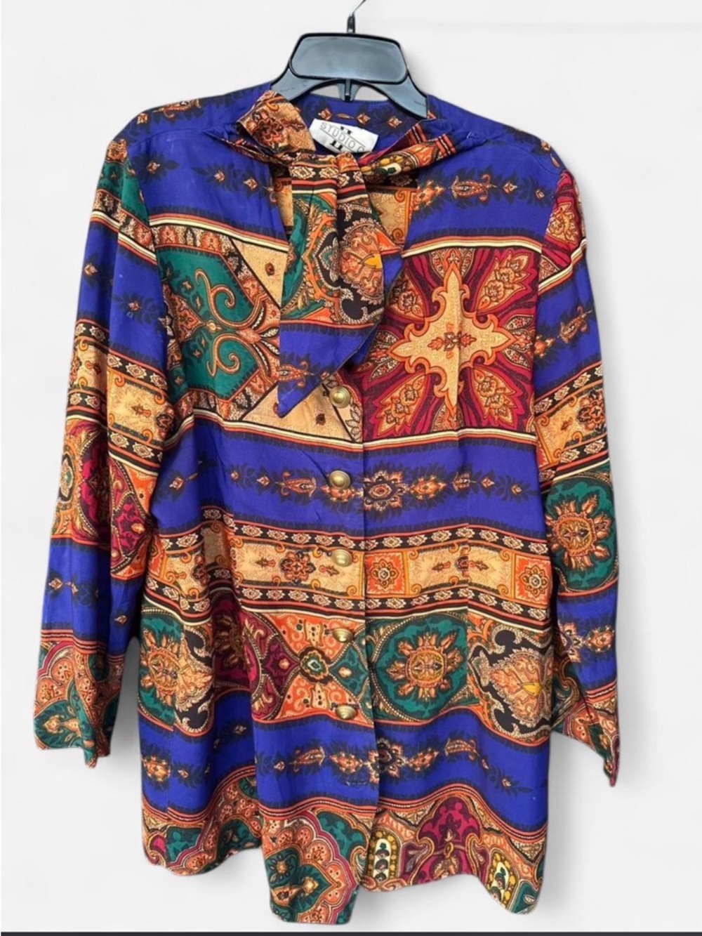 Vintage-Inspired Blue Paisley Button-Up Blouse with Tie Neck